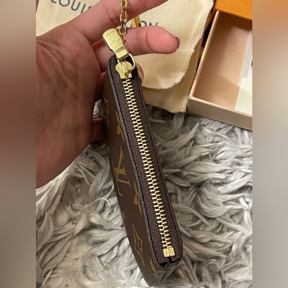 *** SOLD *** Louis Vuitton Key Pouch Monogram - Picture 12 of 13